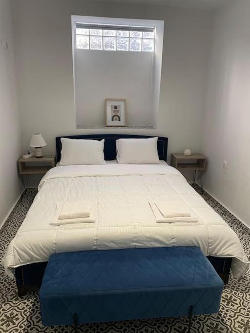 Family Apartment With Private Yard Next To Agios Dimitrios Church 塞萨洛尼基 外观 照片